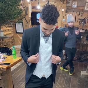 Meet your Posher, Eddie